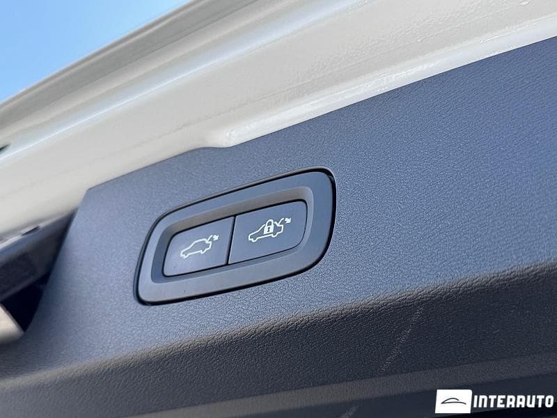 2021 Volvo V 60 Cross Country — Miniatură 18