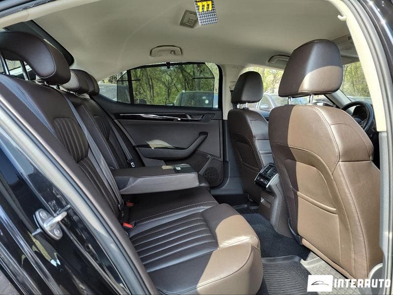 2016 Skoda Superb — Miniatură 9