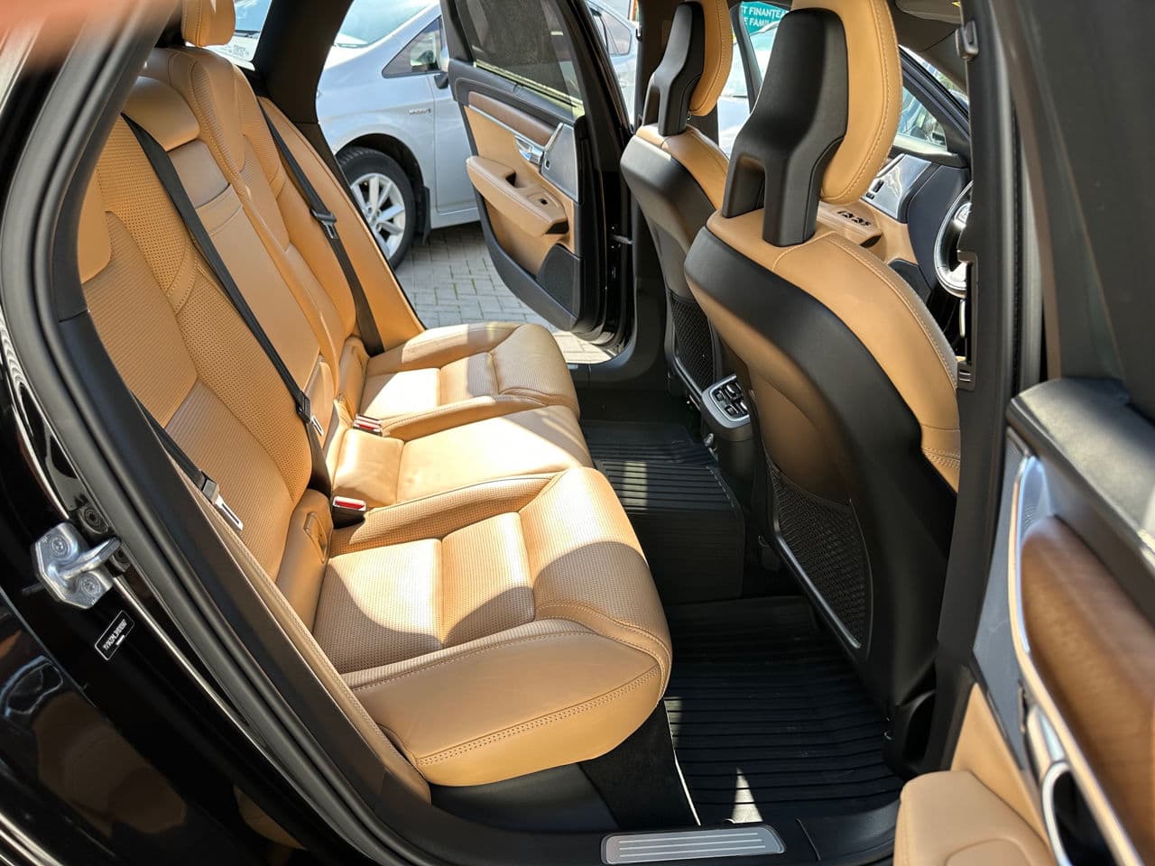 Volvo S 90 2016 — Миниатюра 8