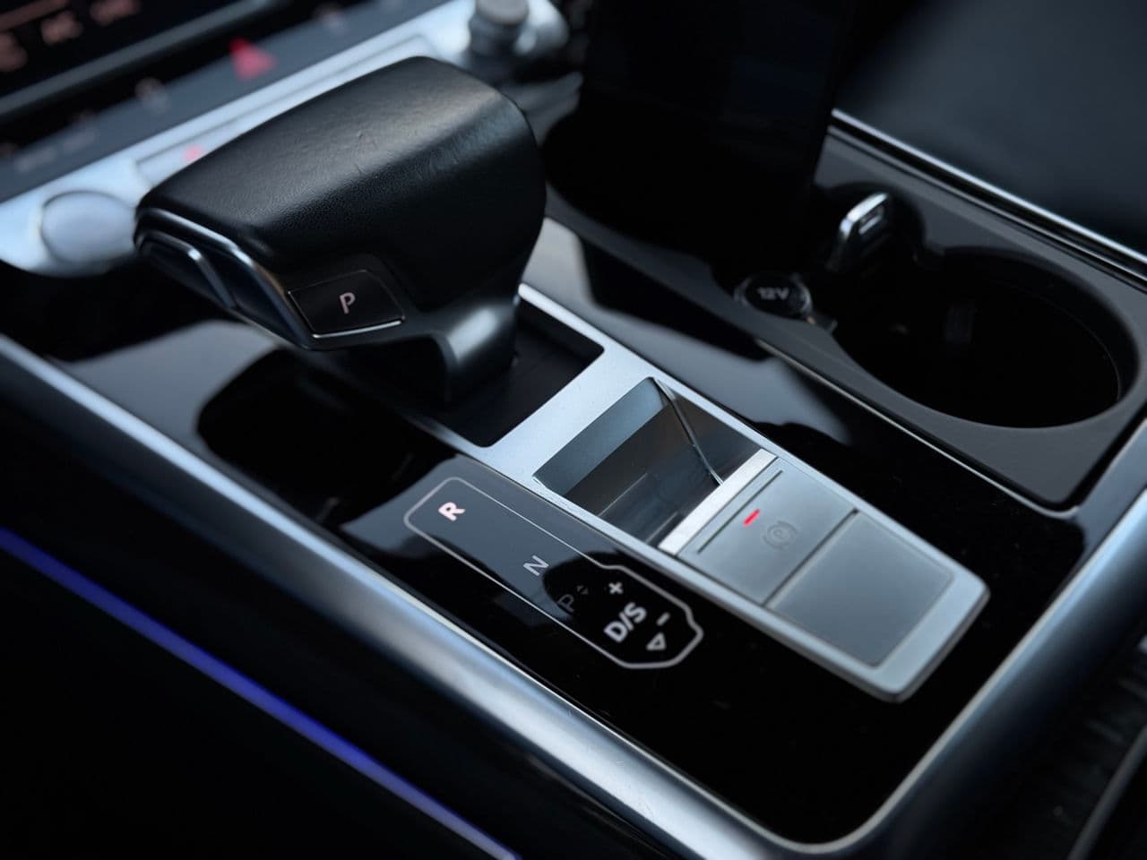 2019 Audi Q8 — Miniatură 19