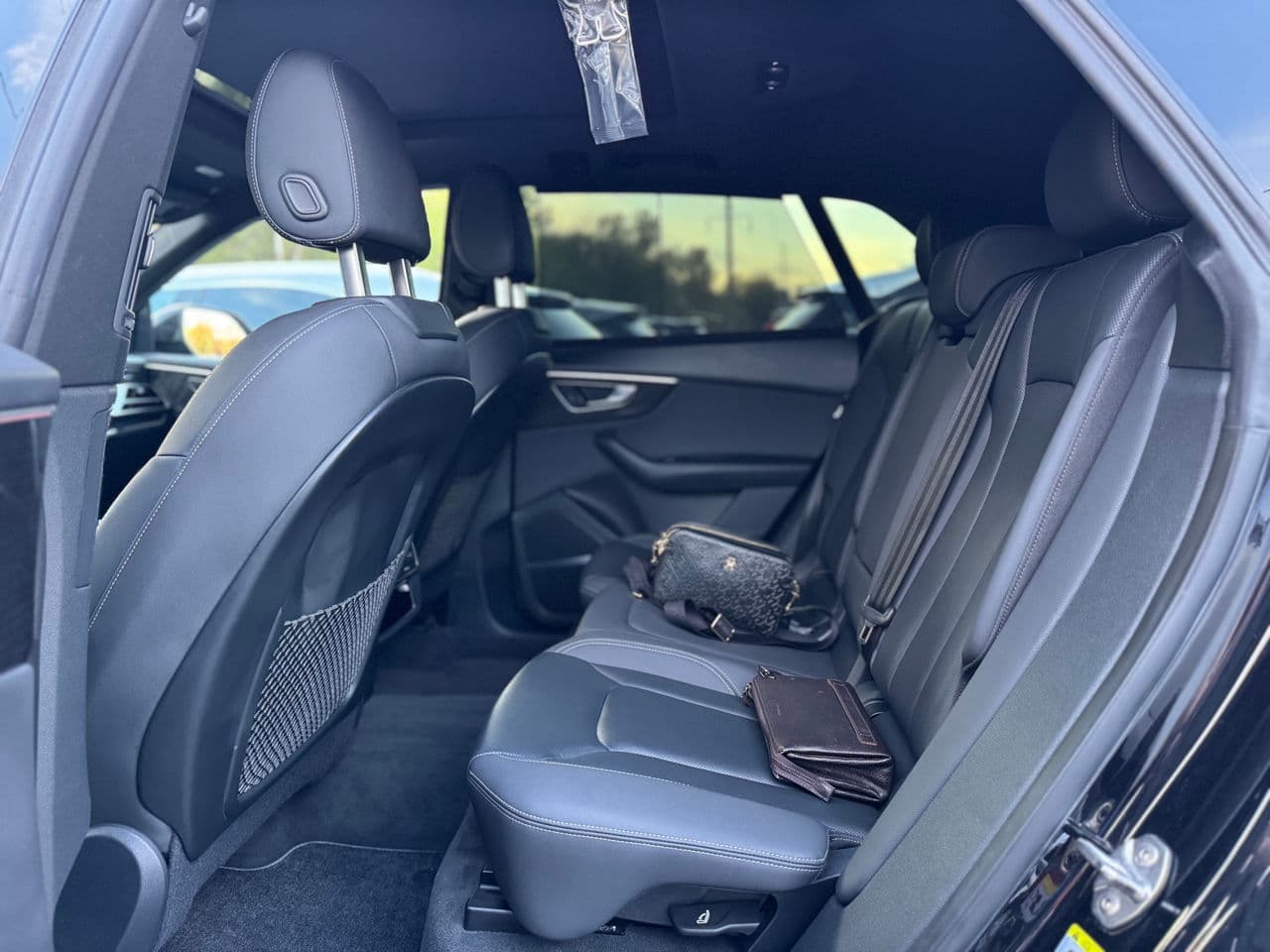 2019 Audi Q8 — Miniatură 21