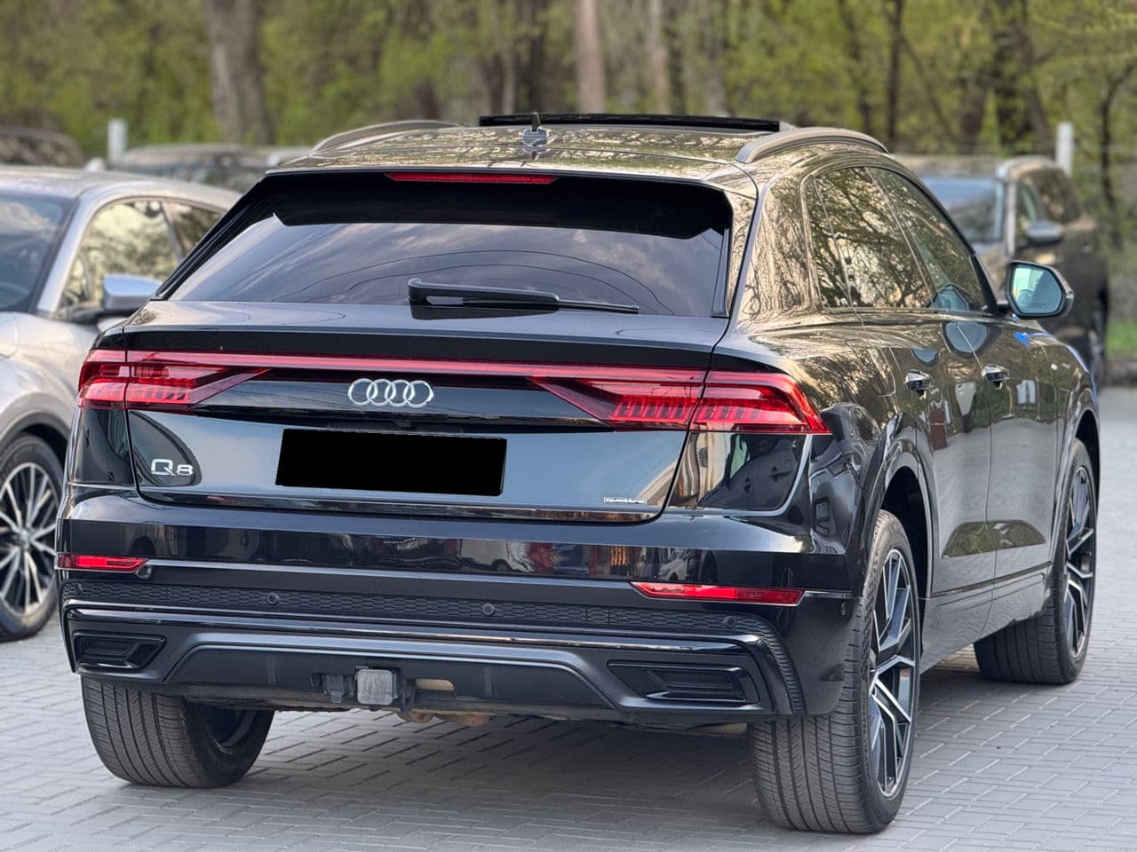 2019 Audi Q8 — Miniatură 4