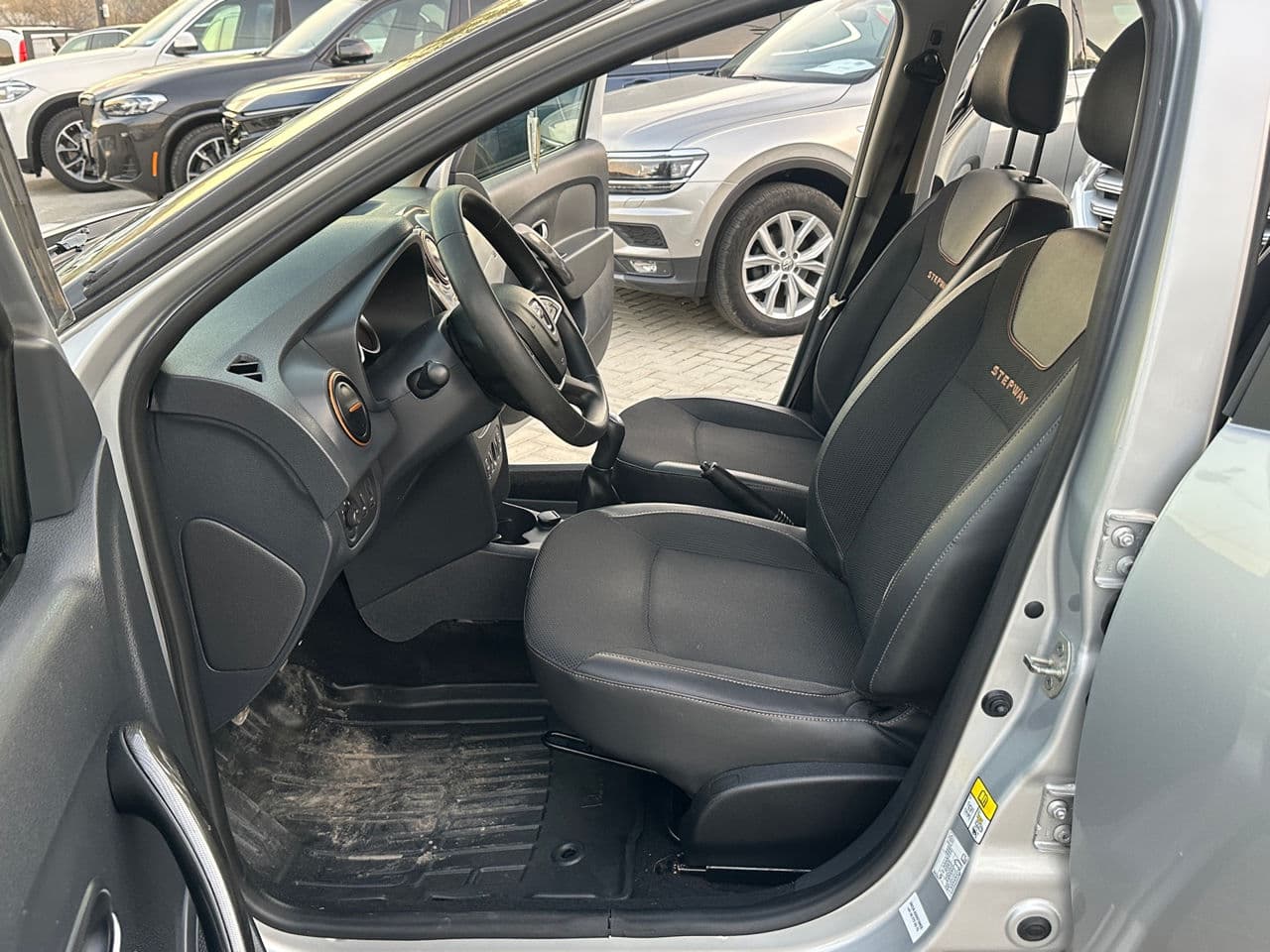 2017 Dacia Sandero Stepway — Miniatură 5