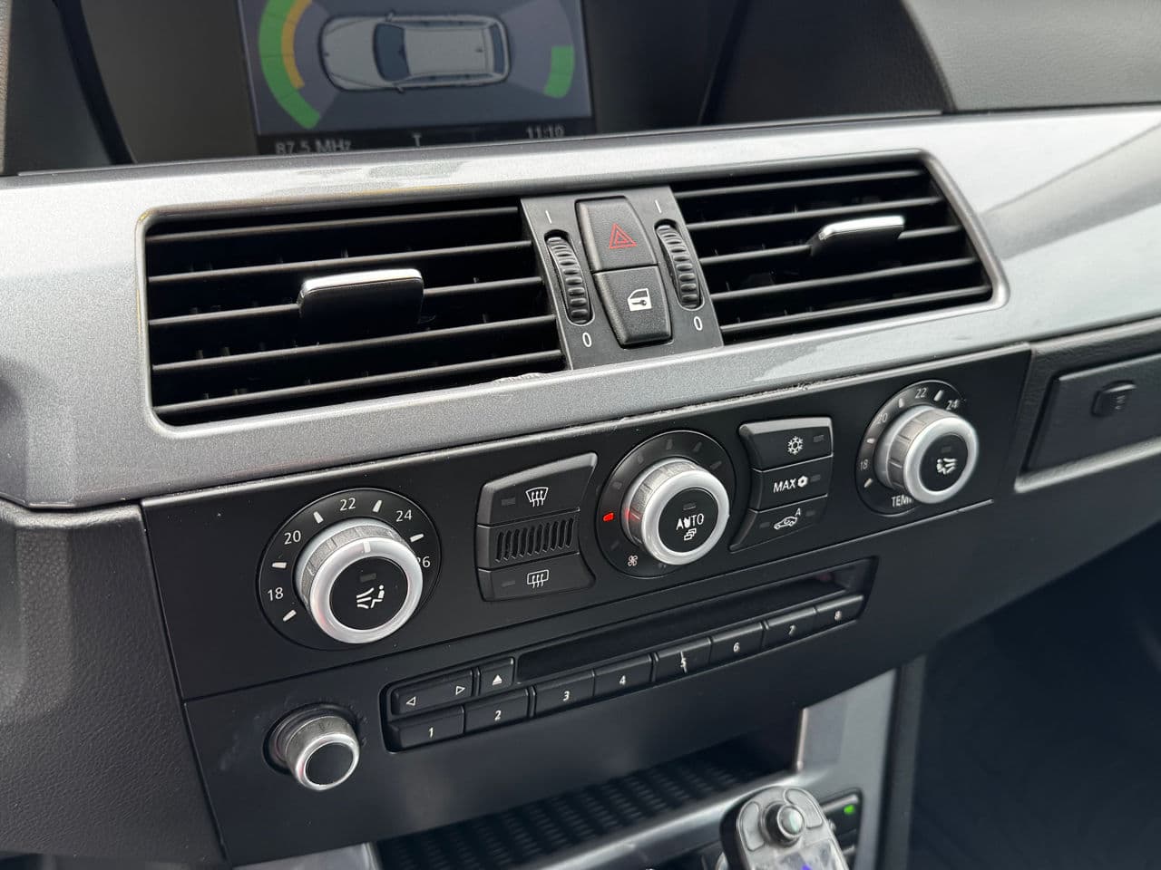 2008 BMW 525 — Miniatură 10