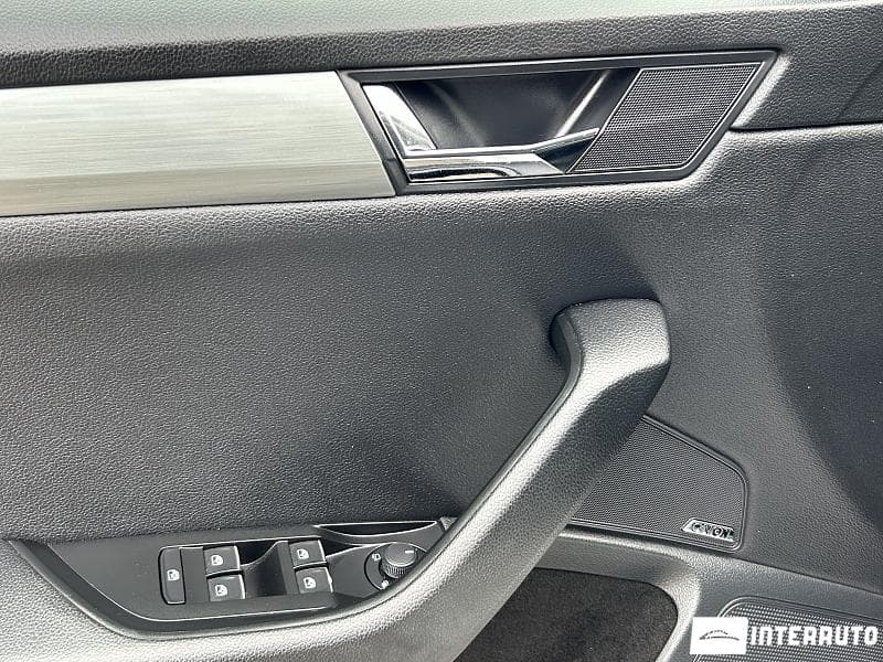 2016 Skoda Superb — Miniatură 8