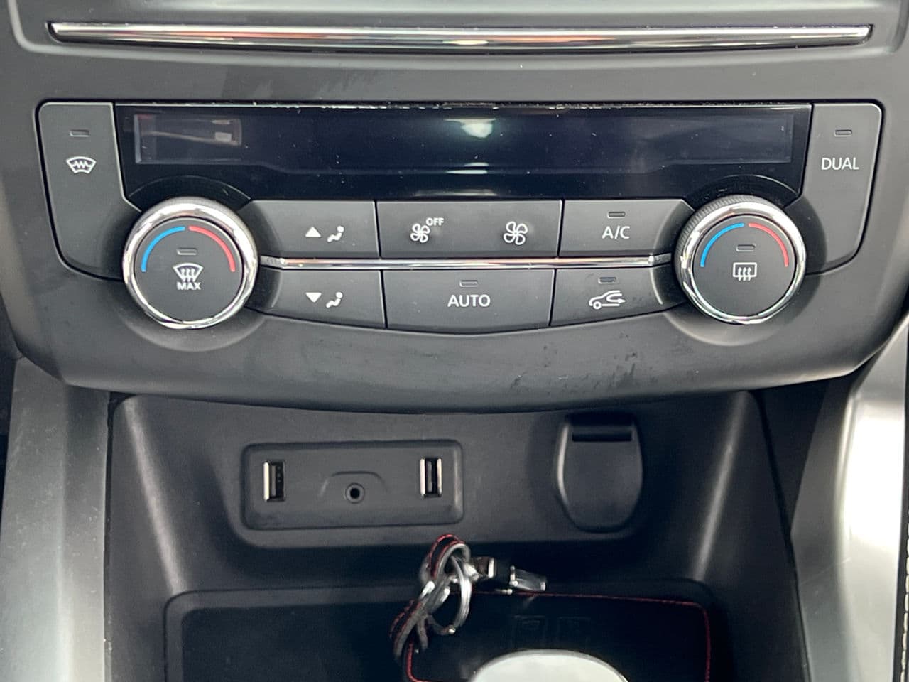 2015 Renault Kadjar — Miniatură 10