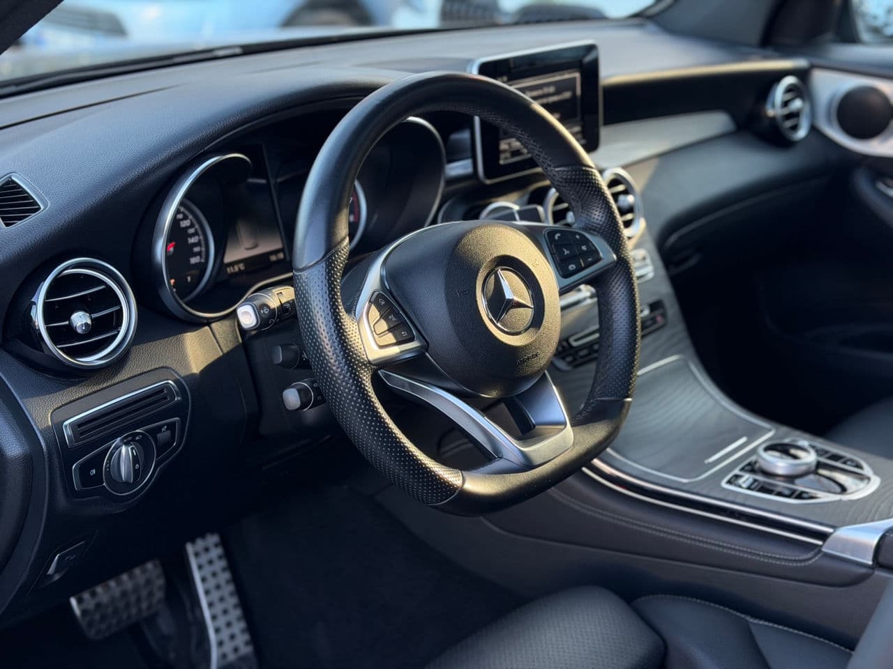 2018 Mercedes GLC 300 — Miniatură 10