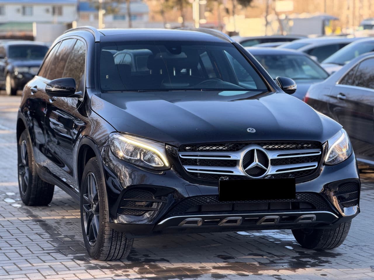 2018 Mercedes GLC 300 — Miniatură 3