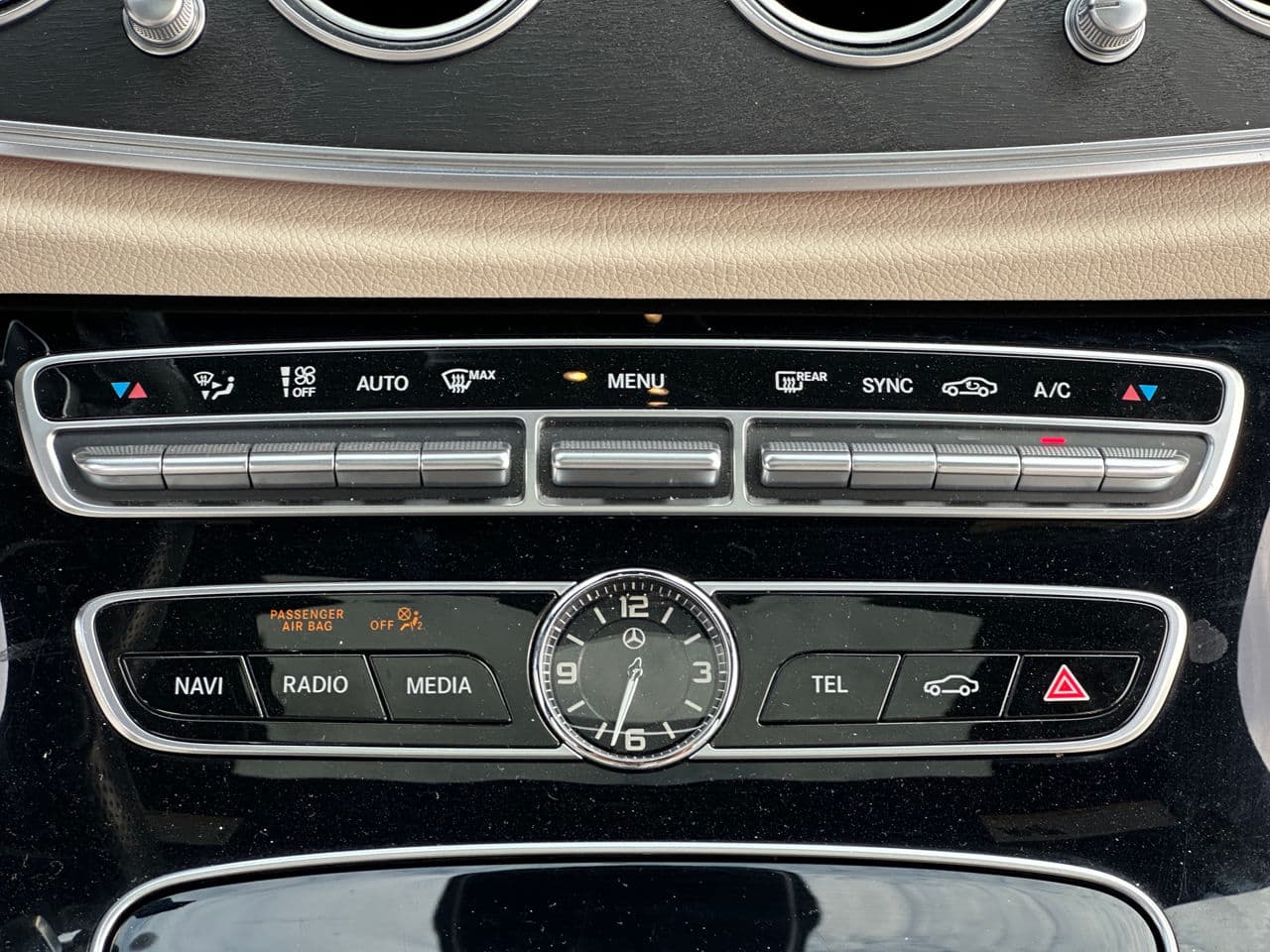 2017 Mercedes E 300 — Miniatură 11