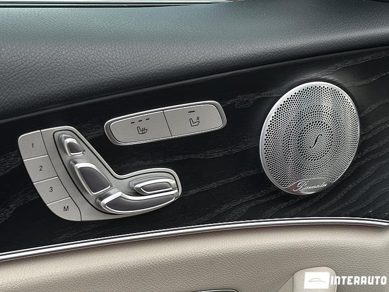 2017 Mercedes E 300 — Miniatură 19
