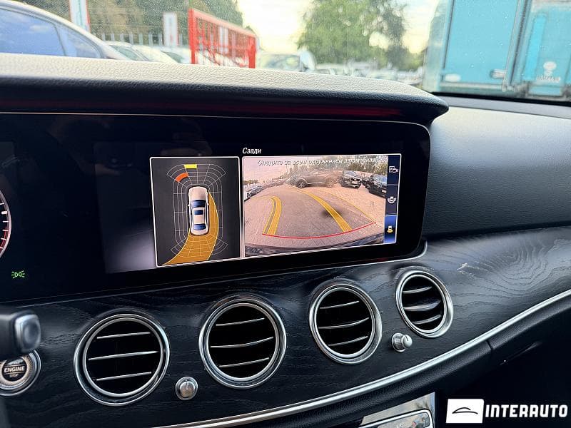 2016 Mercedes E 220 — Miniatură 12