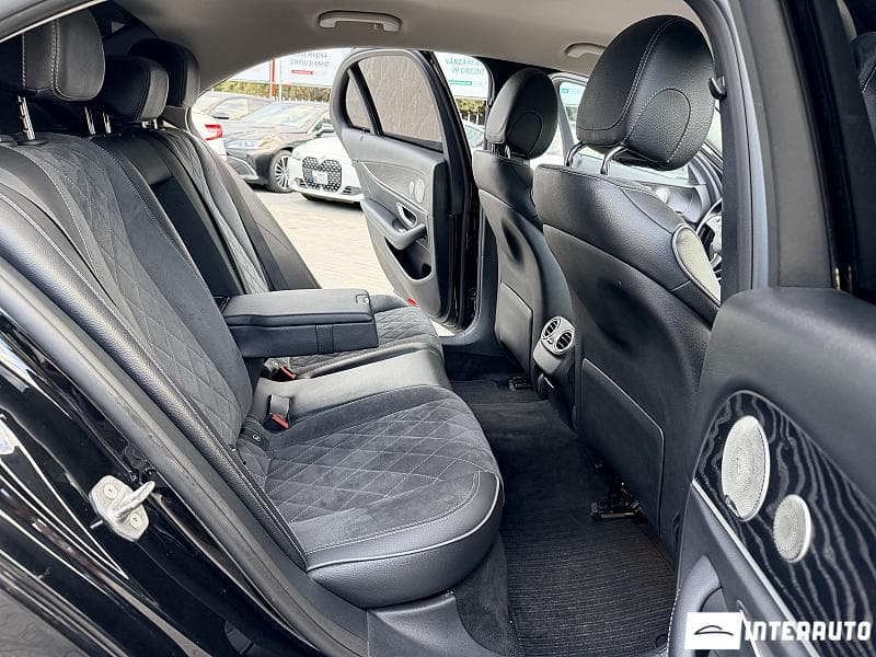 2016 Mercedes E 220 — Miniatură 8
