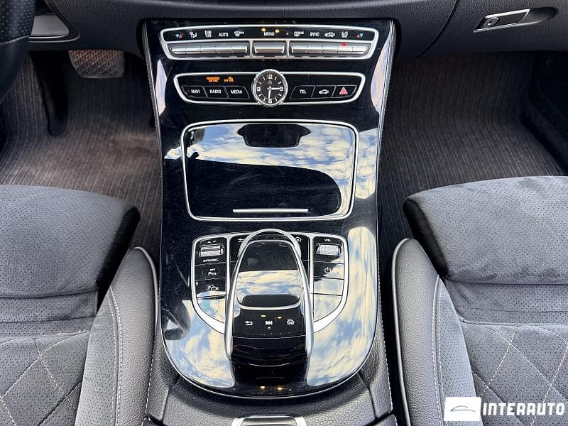 2016 Mercedes E 220 — Miniatură 14