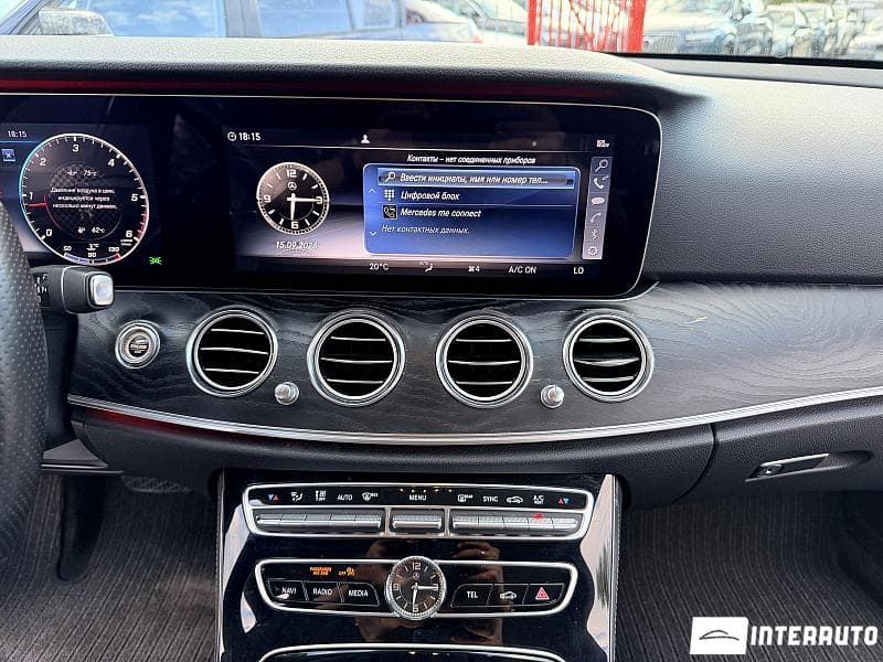 2016 Mercedes E 220 — Miniatură 13