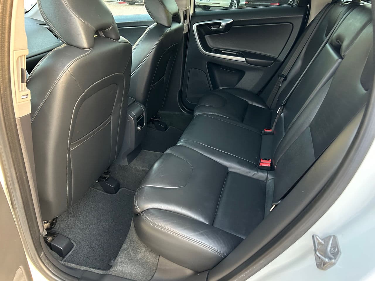2016 Volvo XC 60 — Miniatură 21
