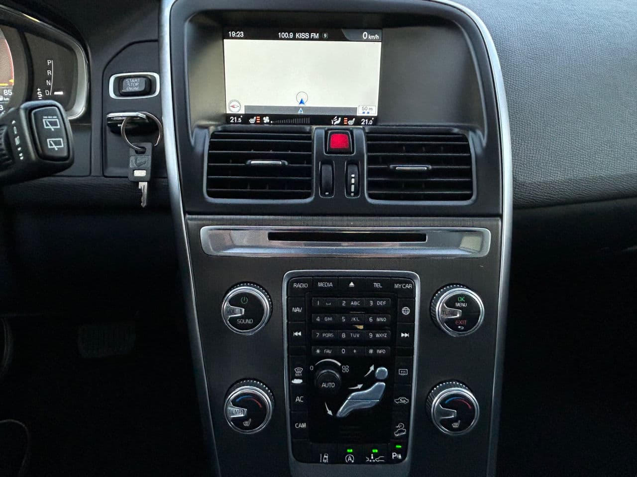 2016 Volvo XC 60 — Miniatură 15