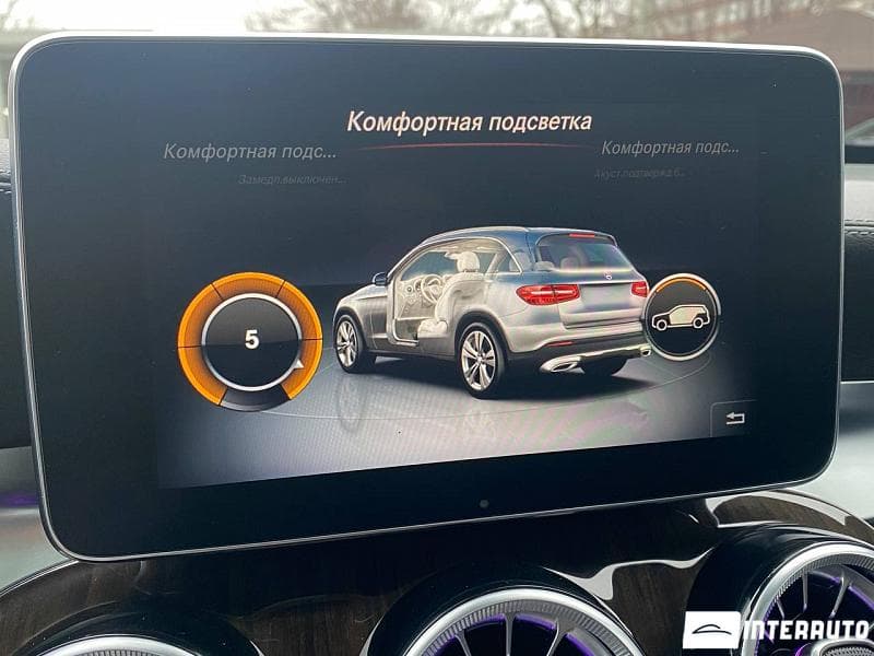 2016 Mercedes GLC 350e — Miniatură 15