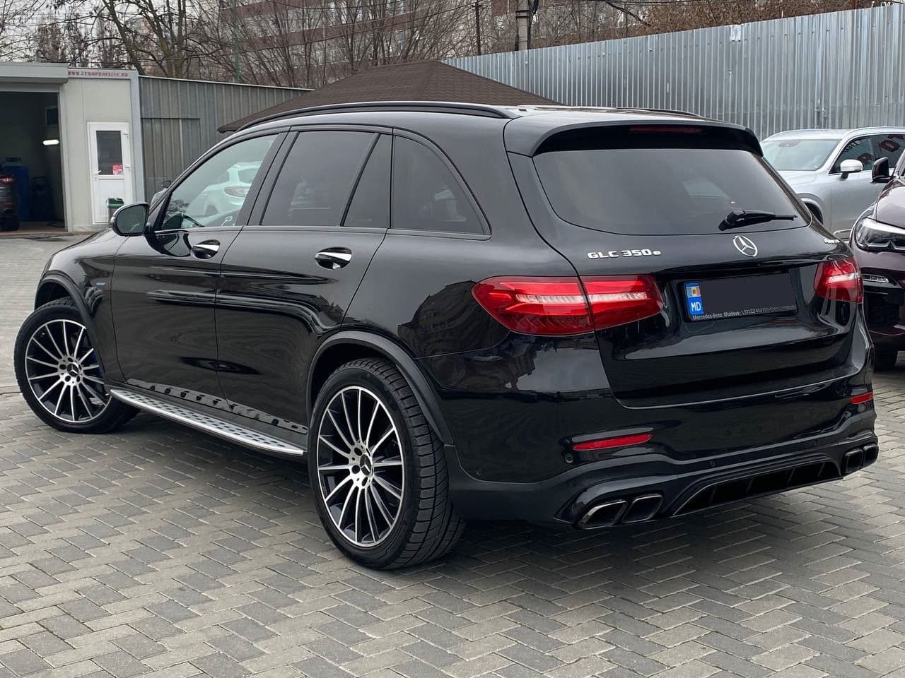 2016 Mercedes GLC 350e — Miniatură 4