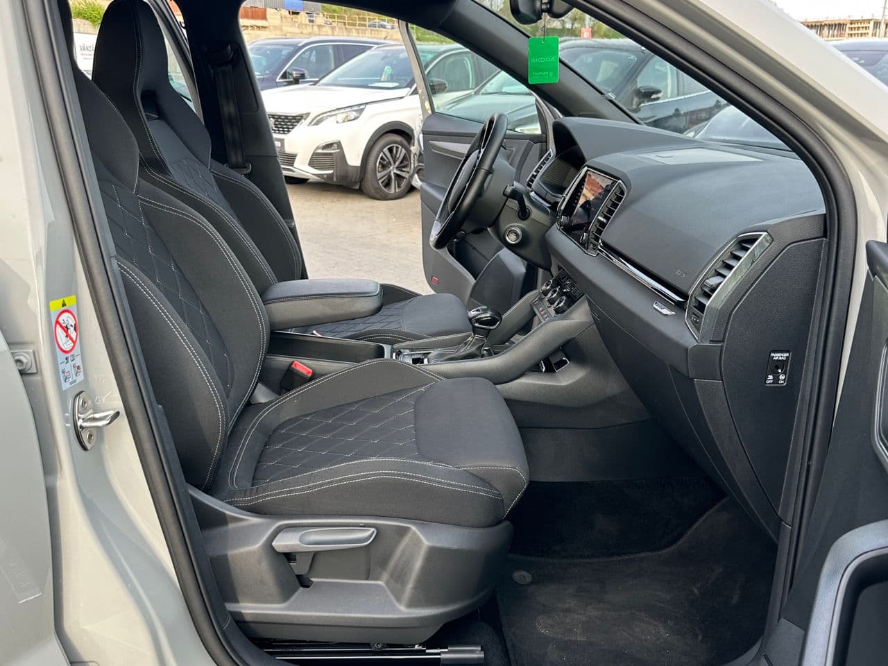 2020 Skoda Karoq — Miniatură 15