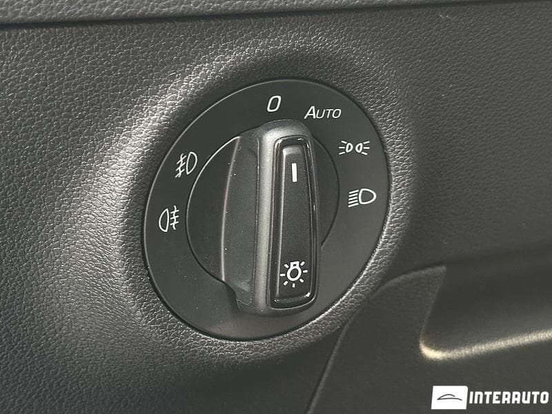 2020 Skoda Karoq — Miniatură 18