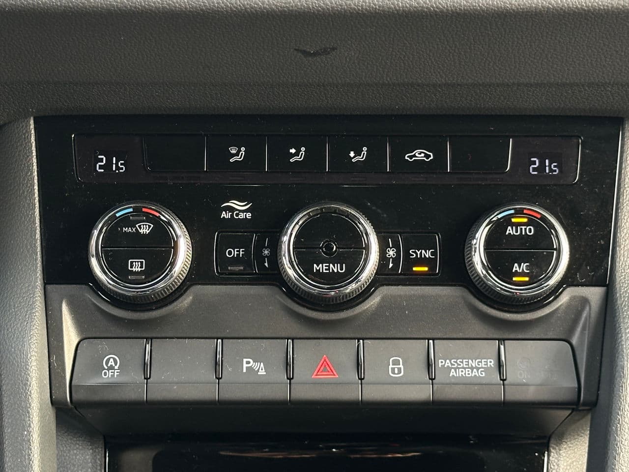 2020 Skoda Karoq — Miniatură 11