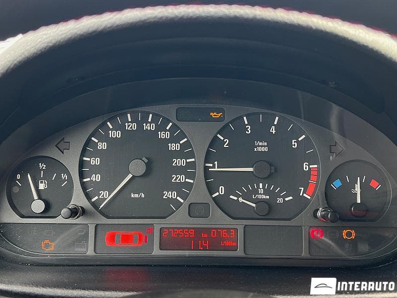 BMW 318 2001 — Миниатюра 9