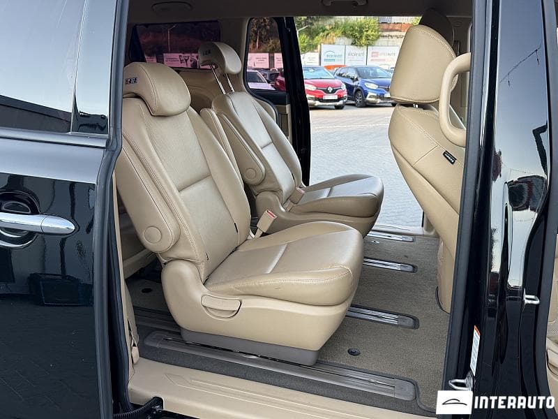 2018 Kia Carnival — Miniatură 15