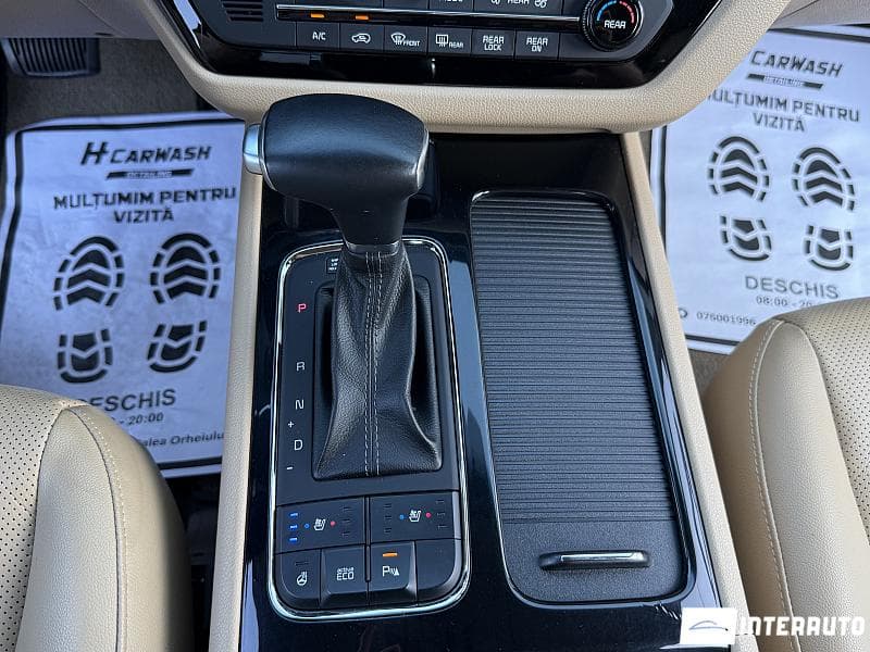 2018 Kia Carnival — Miniatură 12