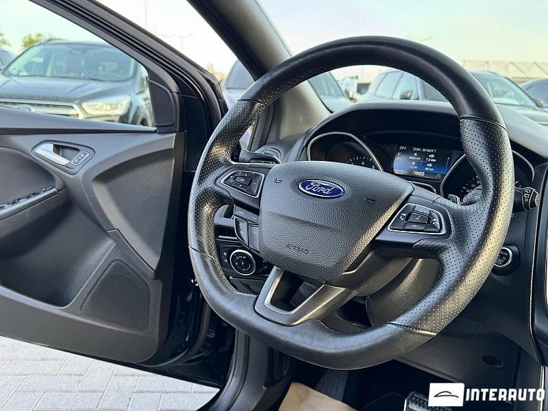 2018 Ford Focus — Miniatură 7