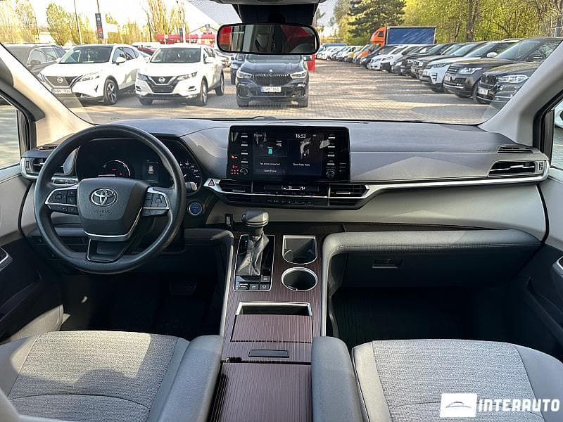 2021 Toyota Sienna — Miniatură 10