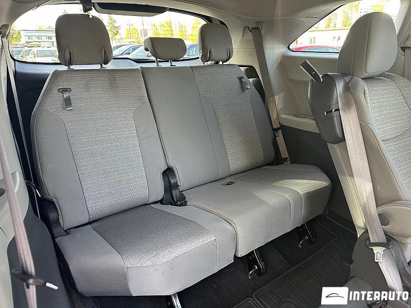 2021 Toyota Sienna — Miniatură 17