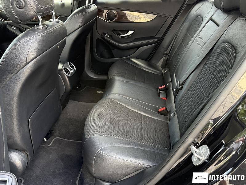 2020 Mercedes GLC 300e — Miniatură 16