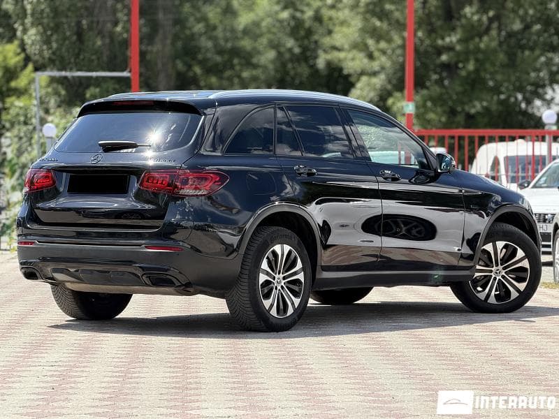 2020 Mercedes GLC 300e — Miniatură 2