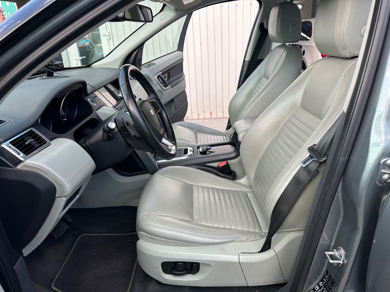 2015 Land Rover Discovery Sport — Miniatură 5