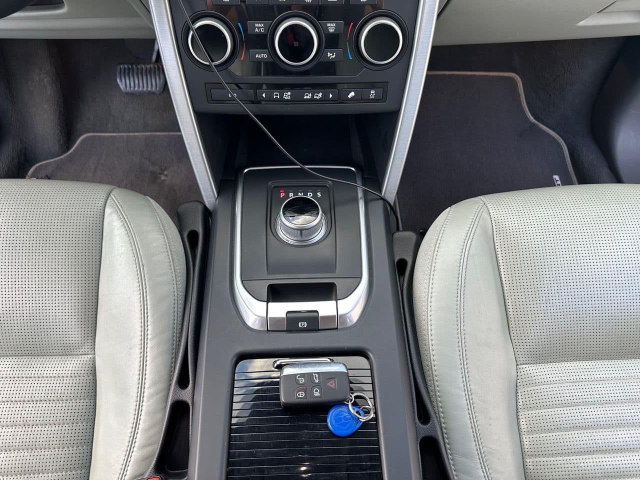 2015 Land Rover Discovery Sport — Miniatură 12
