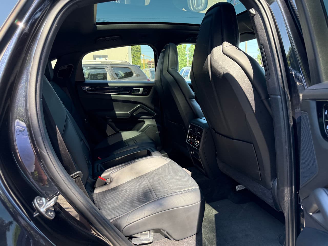 2021 Porsche Cayenne E-Hybrid Coupe — Miniatură 17