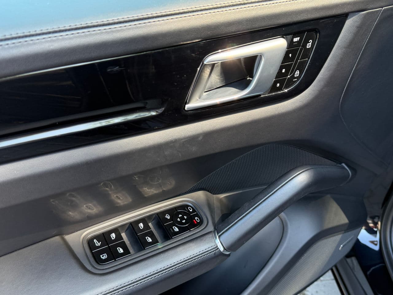 2021 Porsche Cayenne E-Hybrid Coupe — Miniatură 7