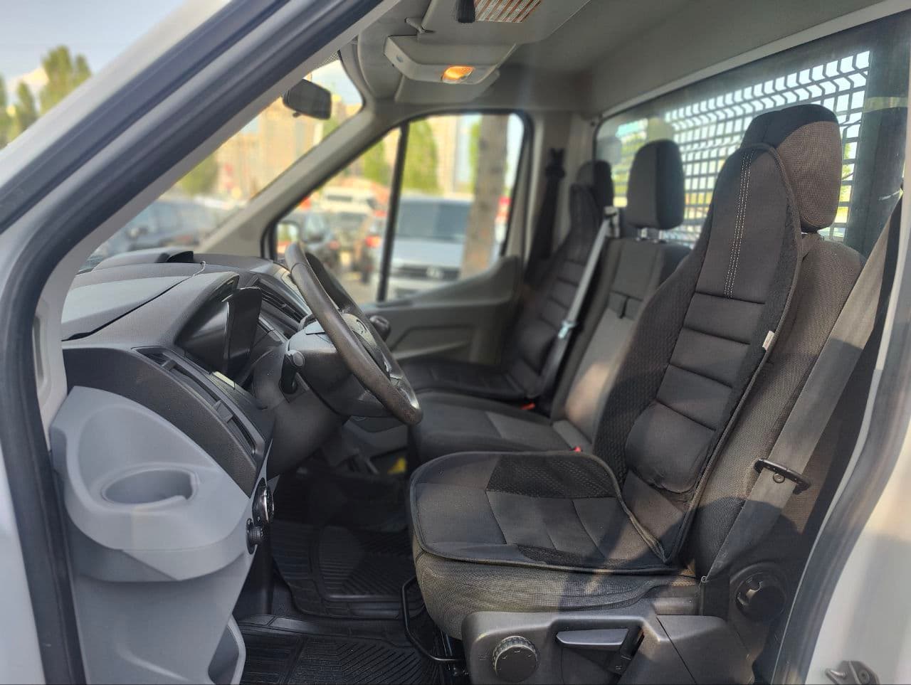 2014 Ford Transit — Miniatură 5