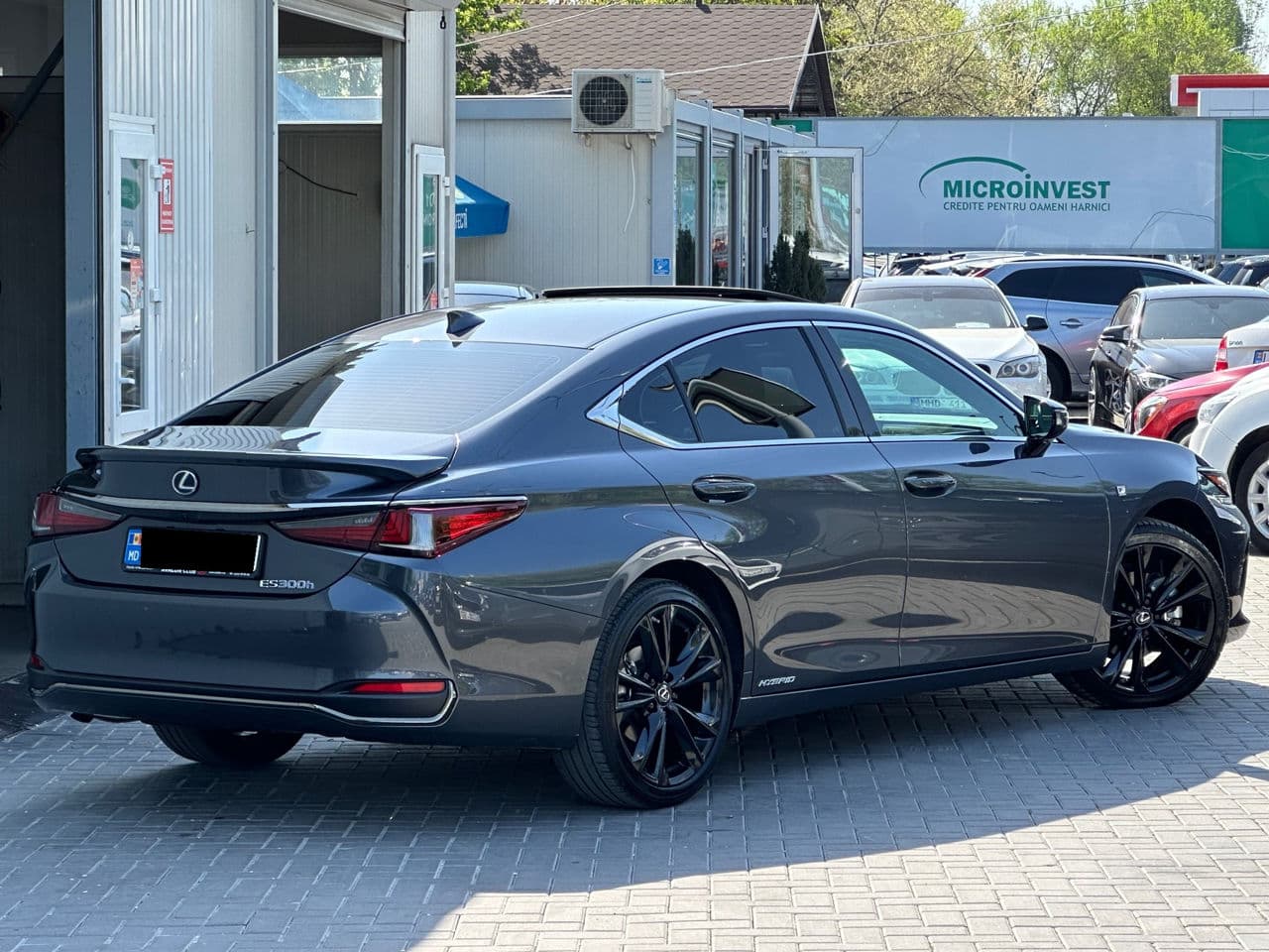2022 Lexus ES 300h — Miniatură 4