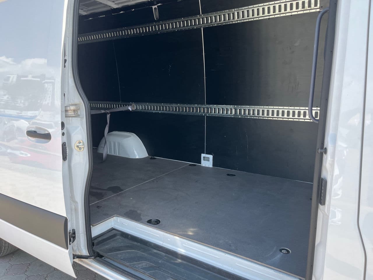 2023 Mercedes Sprinter — Miniatură 12