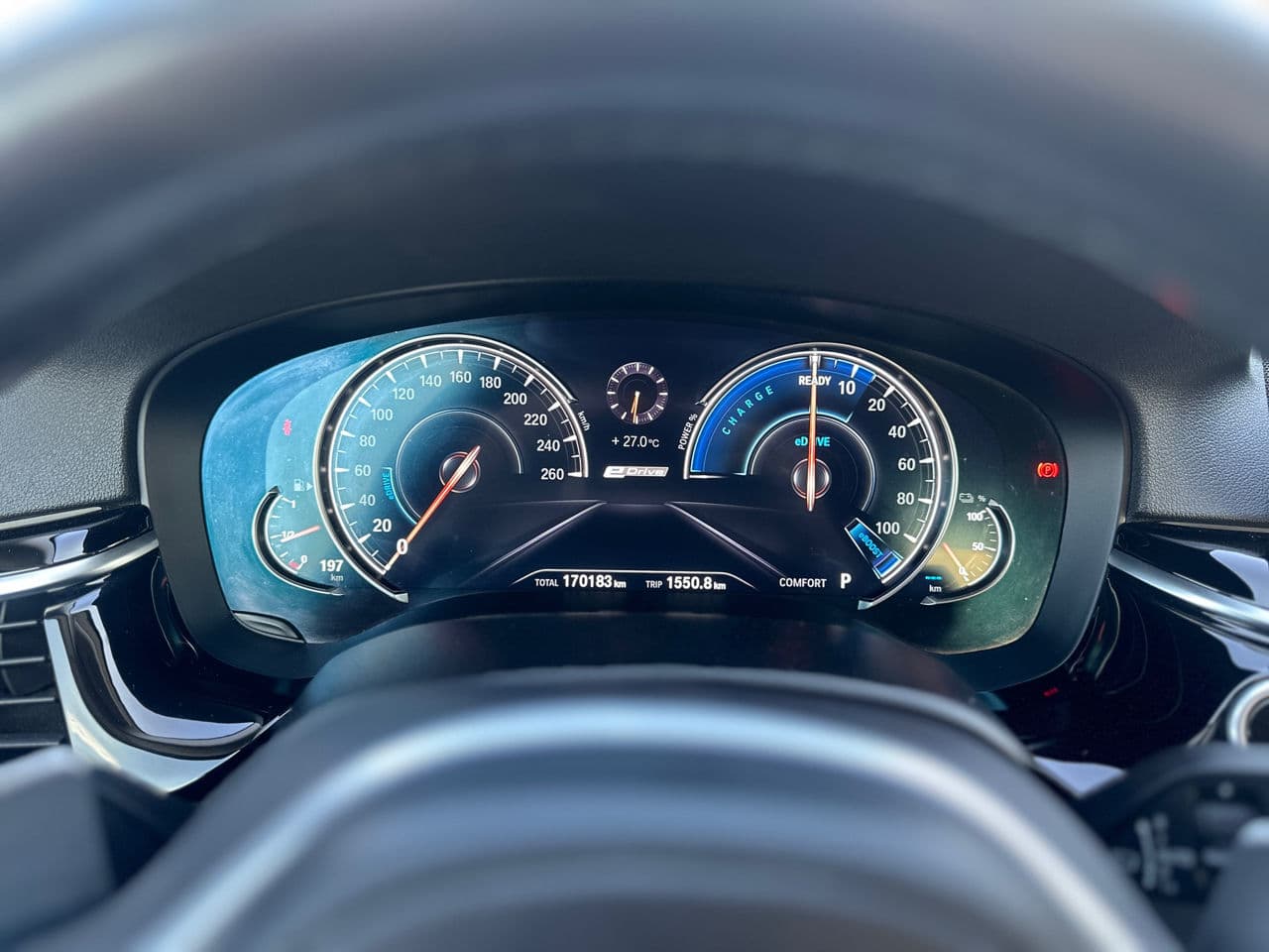 BMW 530e 2018 — Миниатюра 10