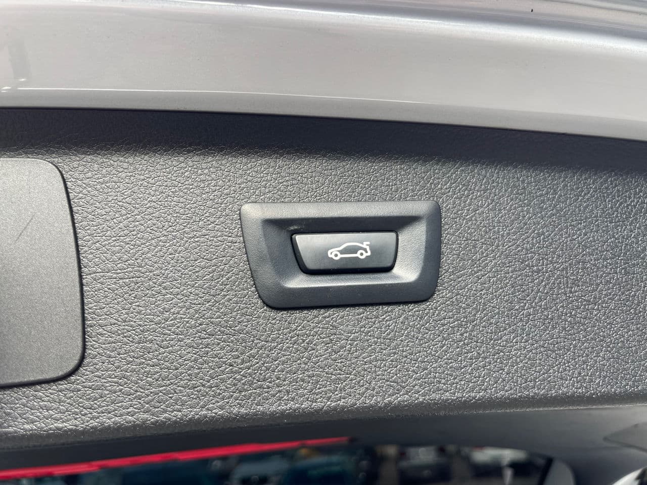 2019 BMW 225XE — Miniatură 6