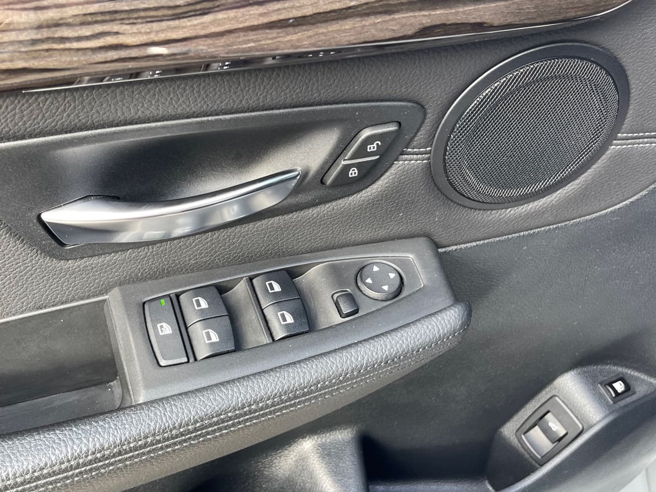 2019 BMW 225XE — Miniatură 15