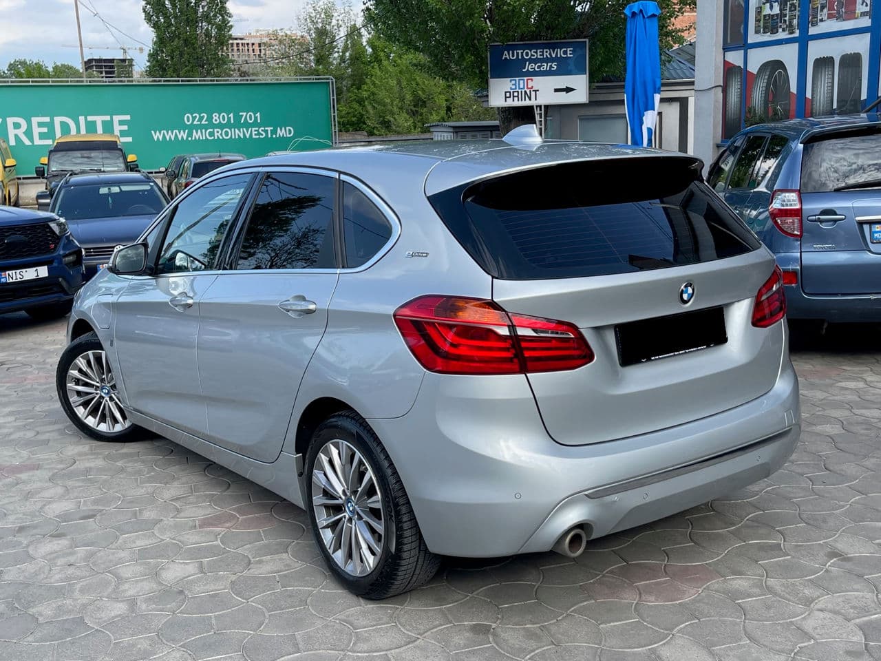 2019 BMW 225XE — Miniatură 2