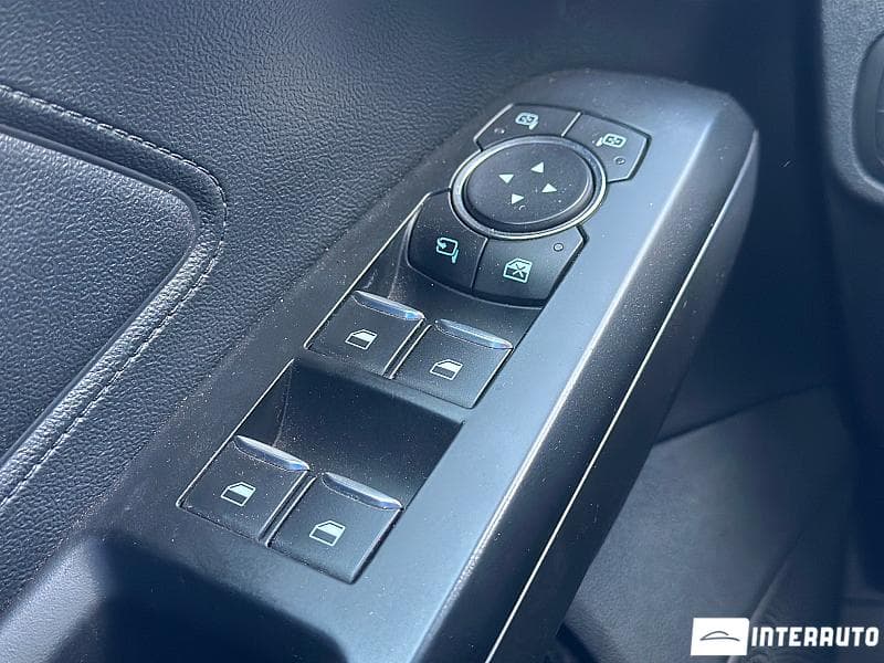 2019 Ford Focus — Miniatură 6