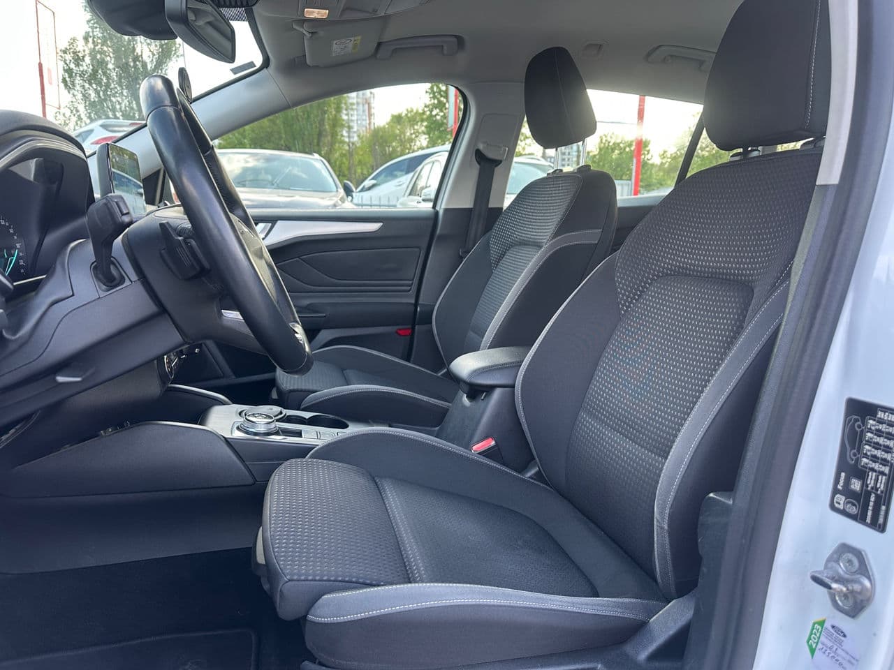 2019 Ford Focus — Miniatură 5