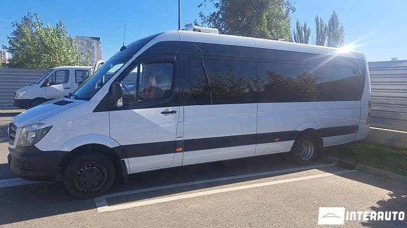 2015 Mercedes Sprinter — Miniatură 3