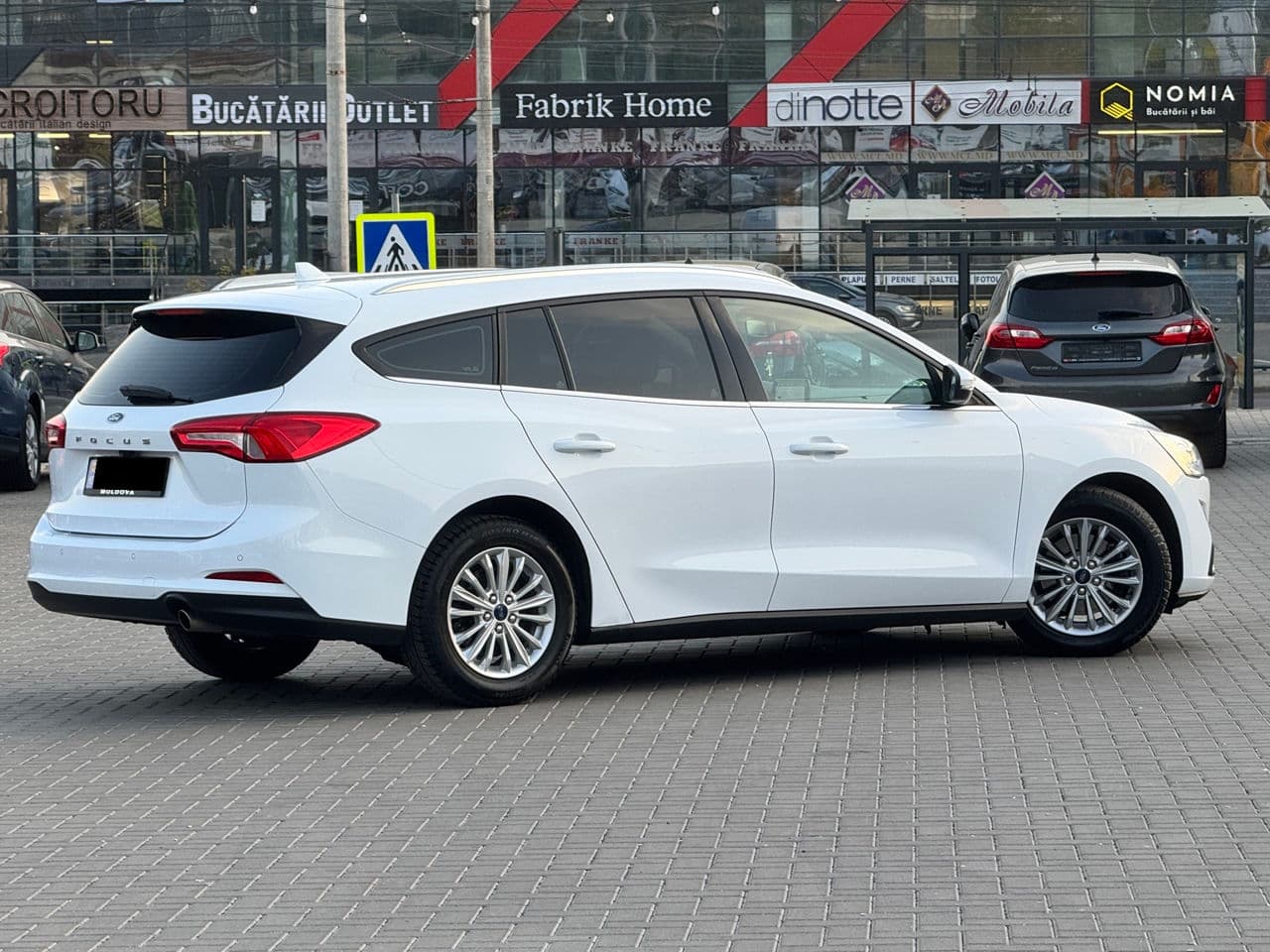 2019 Ford Focus — Miniatură 3