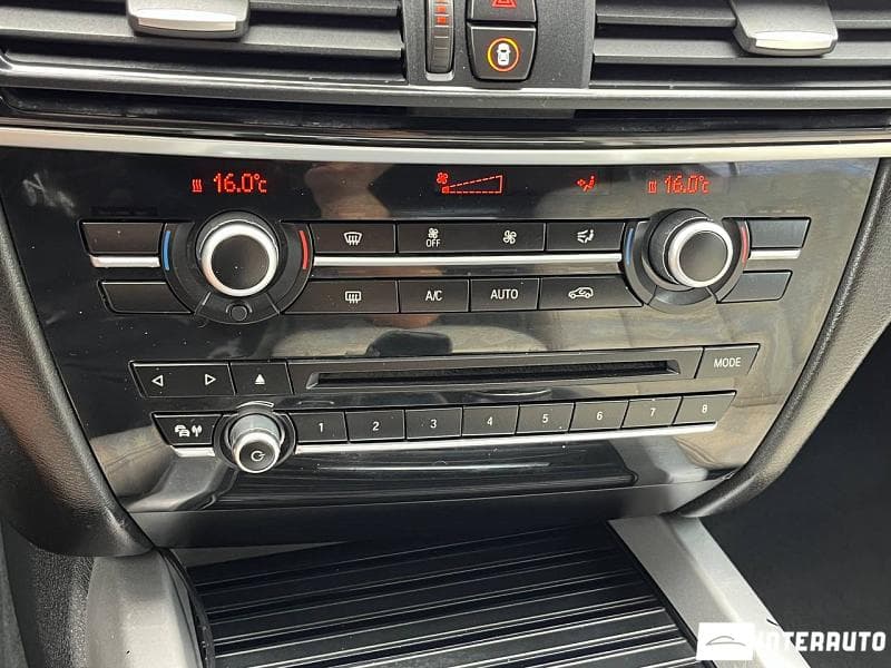 2015 BMW X5 2.5D — Miniatură 14