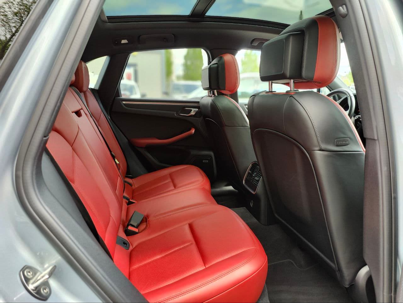 2019 Porsche Macan — Miniatură 8